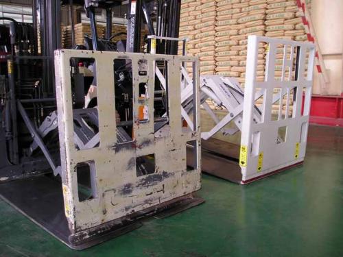 Forklfit Pull Push Eranskinak zementuan erabiltzeko