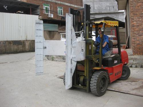 Beso bakarreko pneumatikoen pinza